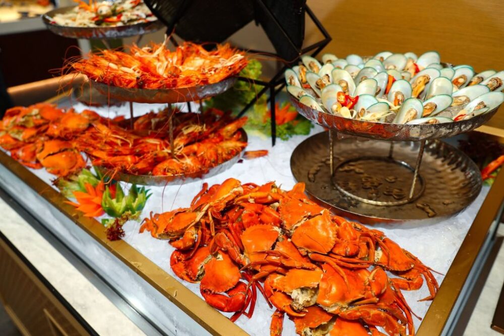 Buffet Hyatt Regency Nha Trang - Thưởng Thức Hải Sản Cao Cấp Cùng Tôm Hùm Hấp Dẫn - Ảnh 3