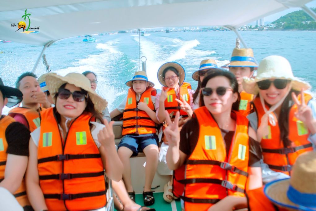 Review 4 ngày 3 đêm tại Nha Trang – Mỗi điểm đến là một kỷ niệm đẹp 5 nha trang 4n3d truong olympia ha noi 4