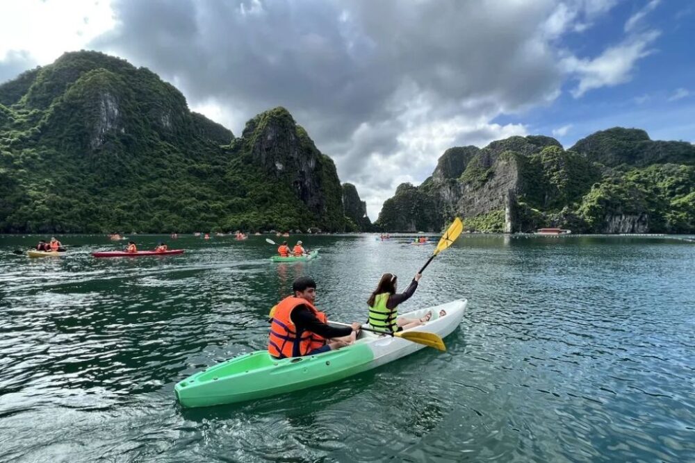 Tour du lịch Hà Nội - Hạ Long (Ngủ đêm trên du thuyền 4 sao) 4N3Đ - Ảnh 3