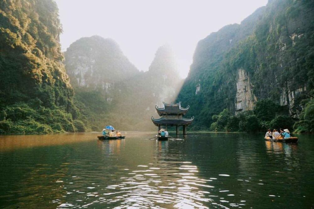 Tour Hà Nội - Ninh Bình - Hạ Long - Yên Tử 3N2Đ | Trọn Gói Giá Tốt - Ảnh 6