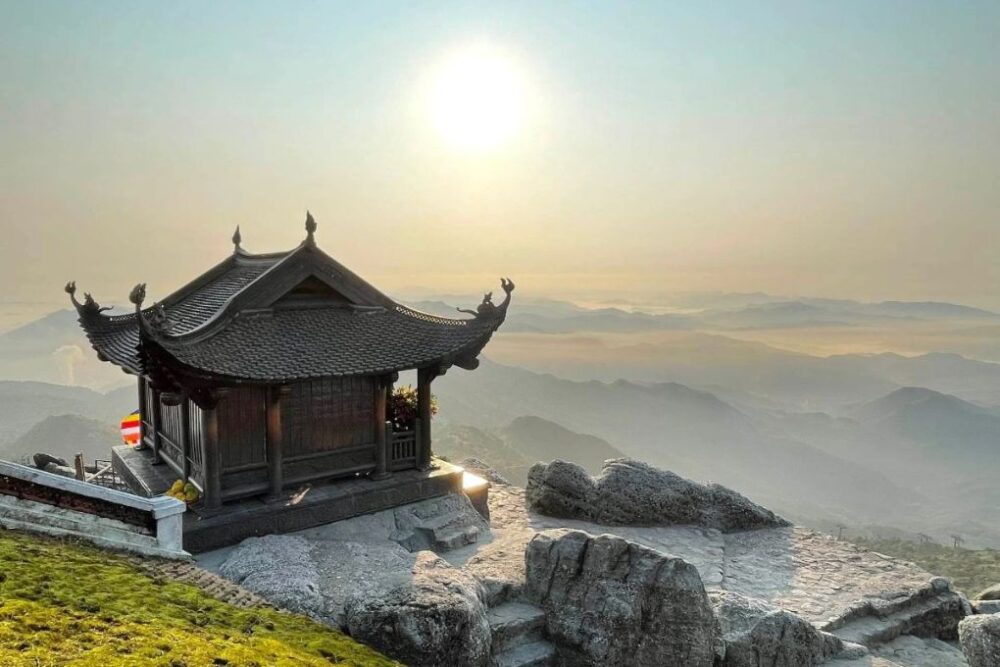 Tour Hà Nội - Ninh Bình - Hạ Long - Yên Tử 3N2Đ | Trọn Gói Giá Tốt - Ảnh 3