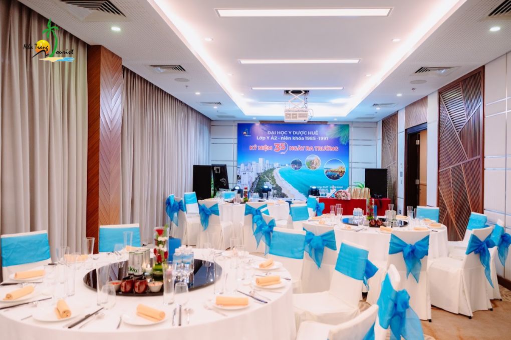 Đoàn Đại học y dược Huế - kỷ niệm 35 năm ngày ra trường 9 doan dai hoc y duoc hue 10