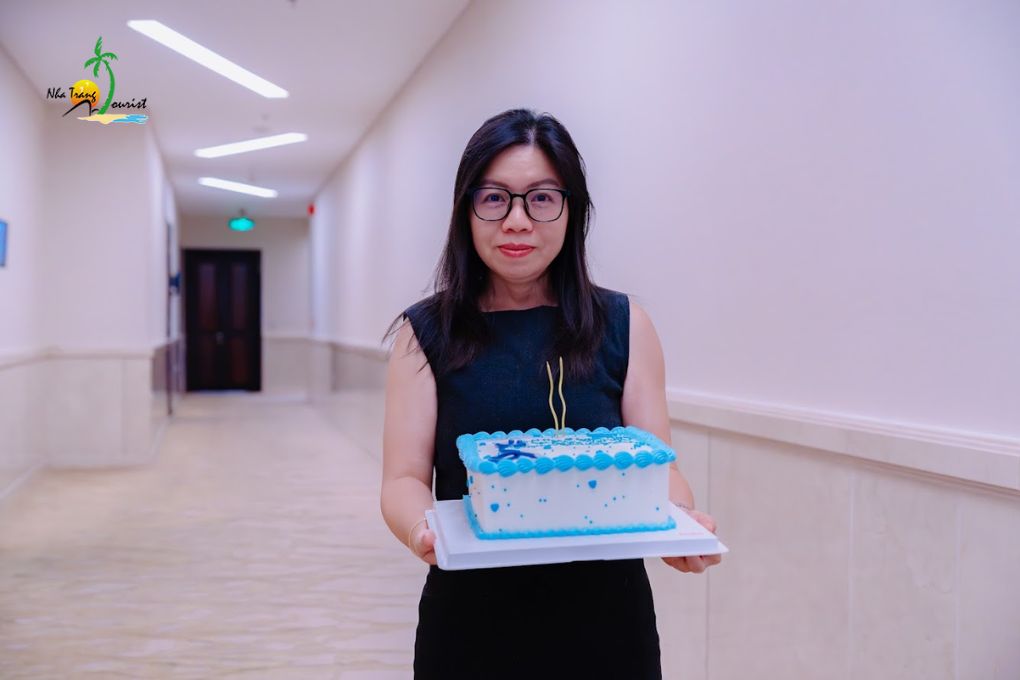 Đoàn Đại học y dược Huế - kỷ niệm 35 năm ngày ra trường 18 doan dai hoc y duoc hue 17