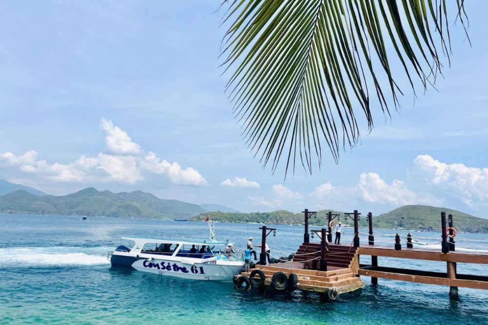 Tour 3 đảo Nha Trang: Bãi Tranh - Làng Chài - Hòn Tằm - Ảnh 3