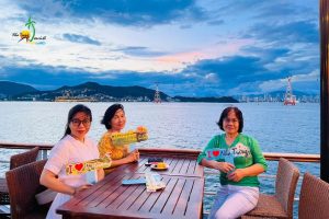 Ăn tối trên du thuyền ở Nha Trang: 3 trải nghiệm ngắm hoàng hôn