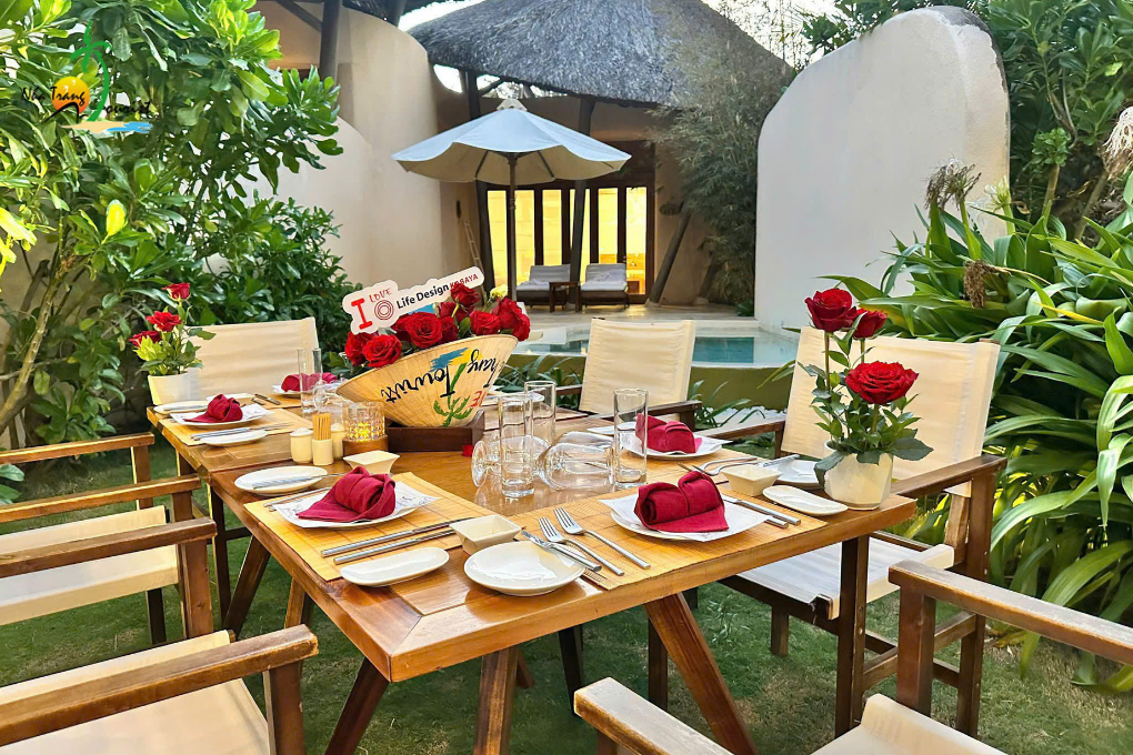 DMC & Land Tour Operator 3 The Anam Cam Ranh offers a tropical resort setting for guests seeking beachfront accommodation and relaxing dining experiences