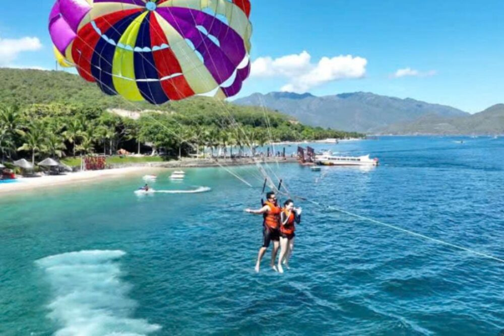Sea Activities on Hon Tam Island