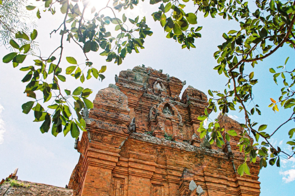 Luxury Nha Trang Private Tour 3 Days: Yacht, Hon Tam Island & Local Food - Ảnh 6